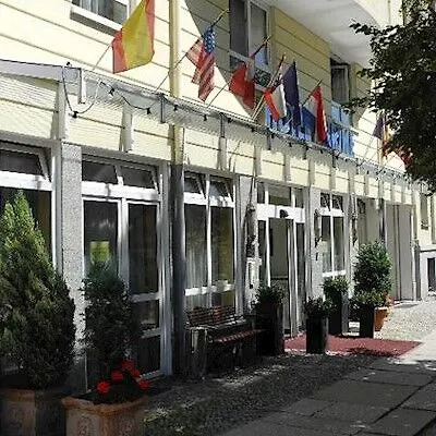 Birgit Mitte Berlijn