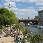 호텔 Birgit Mitte 3*