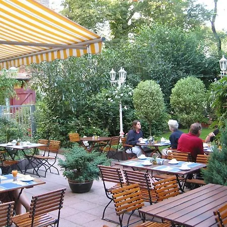 Birgit Mitte Hotel 3*