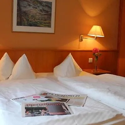 Birgit Mitte Hotel 3*