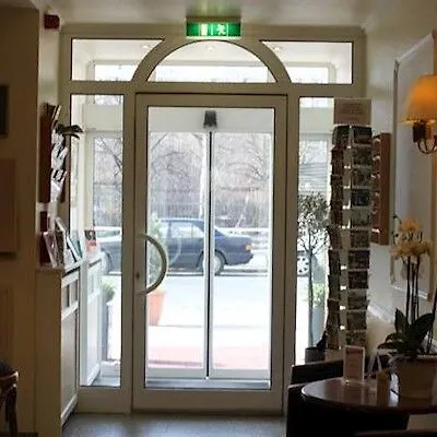 Birgit Mitte 3* Berlín