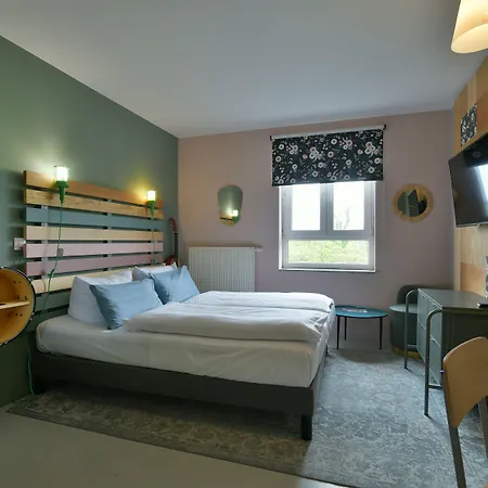 Hotell Birgit Mitte 3*